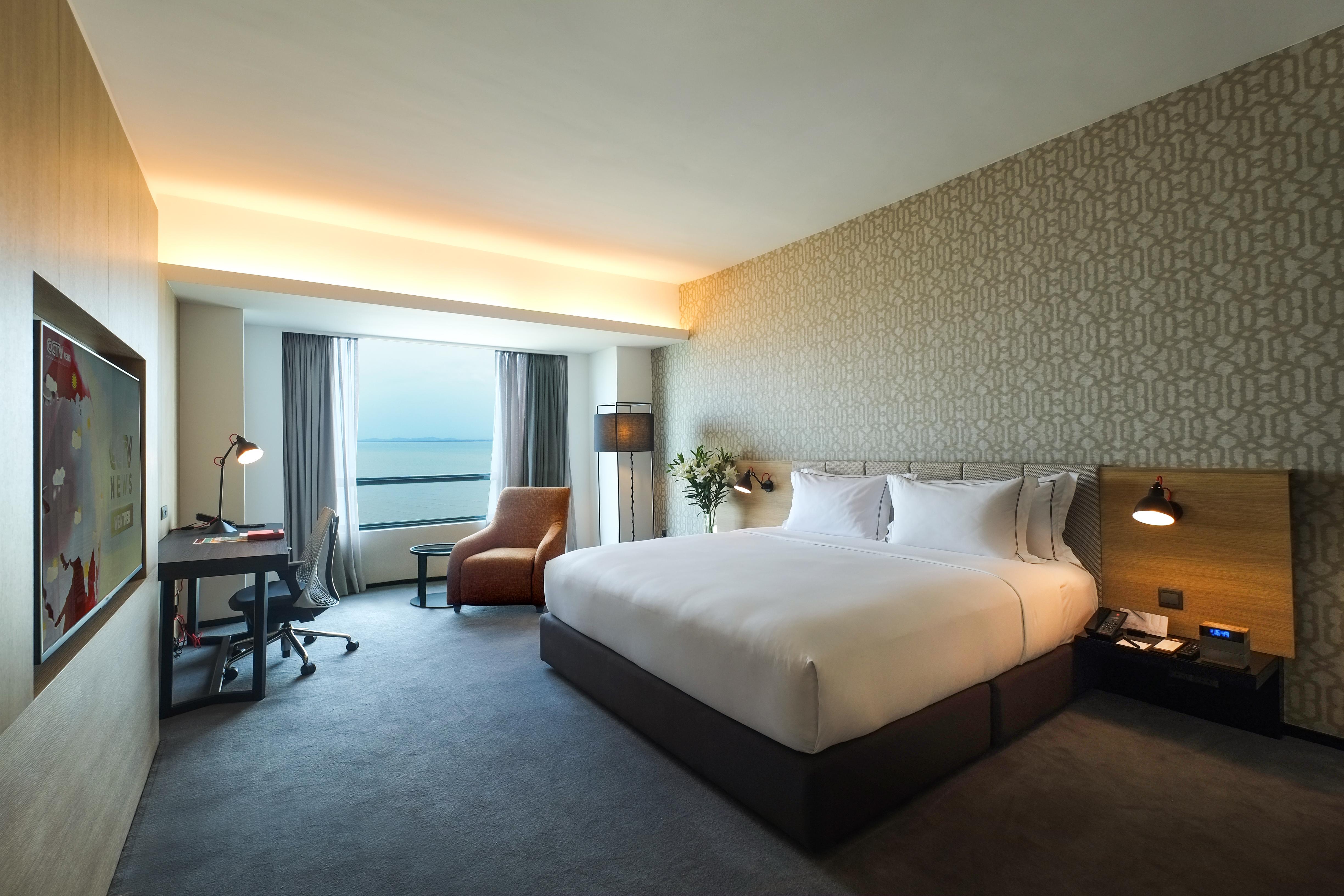 G Hotel Gurney George Town Exterior photo Deluxe Ocean View Room